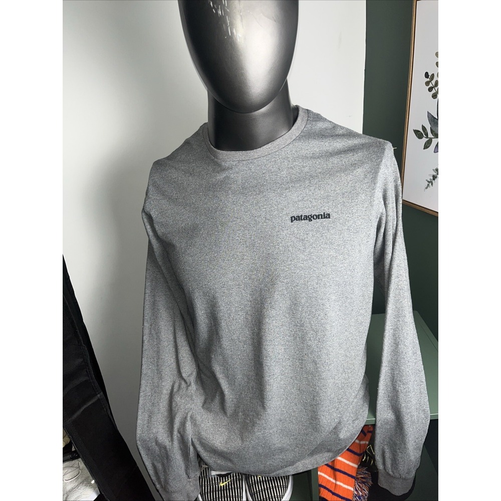 Patagonia Shirt‎ Mens Small Gray Logo Responsibili Long Sleeve